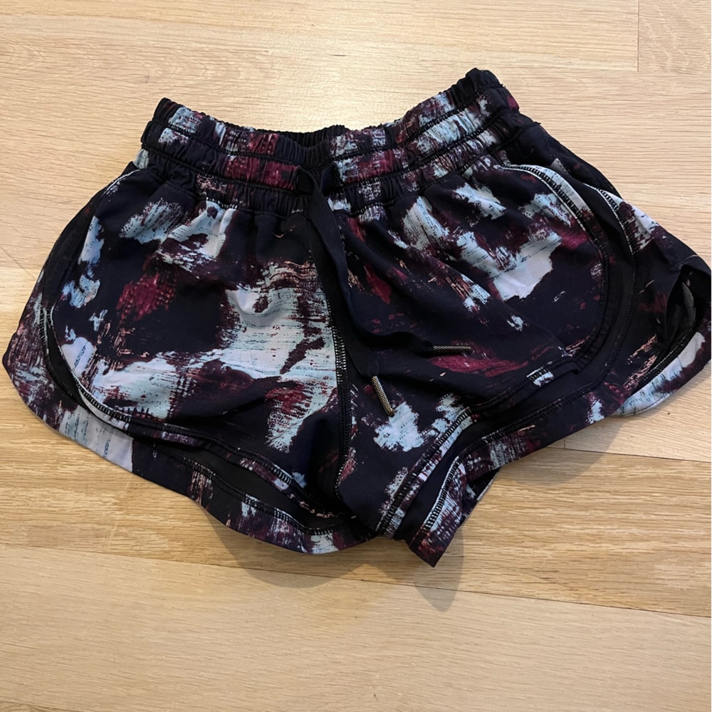 Drawstring Lululemon multi-color athletic shorts